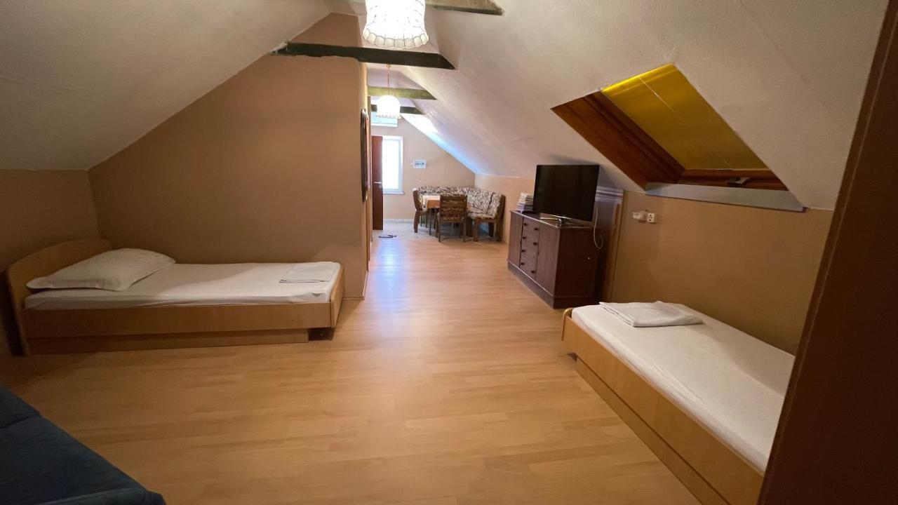 Apartmani Slavonija Orebic Ngoại thất bức ảnh